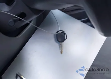 2005 Ford Taurus Se z USA, uszkodzony, nr VIN 1FAFP53U45A303811